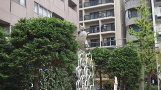 網代公園の片隅にあります