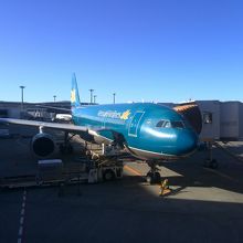 青の機体が綺麗ですよね！