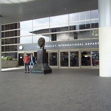 国際線ターミナル入り口