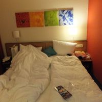 部屋の中はこんな感じです。