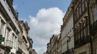 ポルトで最も賑わうサンタ・カタリーナ通り♪