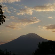 朝焼けの大アララト山