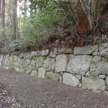 石垣の跡