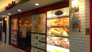 パスタもパンもケーキもあり♪