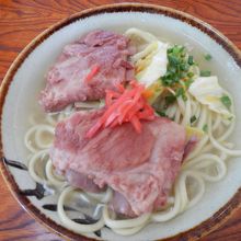 ソーキそば　700円