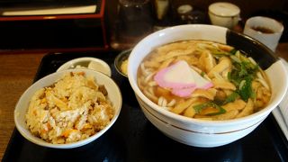 ◇ご飯物も注文必須なうどん屋さん◇