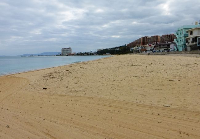 タイガービーチ北側のビーチが冨着ビーチです。