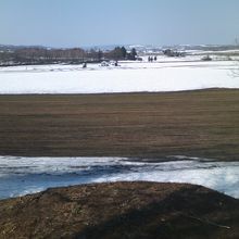 土堤の北端から見た眺望