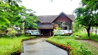 タケクの地図や周辺の観光案内など無料で一杯提供してくれます。