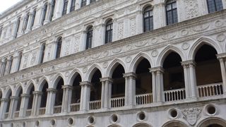 ヴェネチアに来たらここへ行かないと