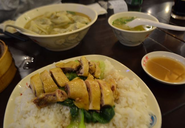 朱鴻興麺館 (斉門路店)