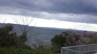 天候悪くどんよりしてました