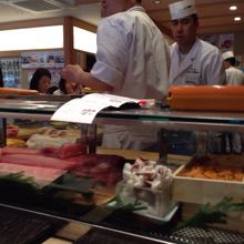 ランチの￥2000コース マグロ美味しかった！