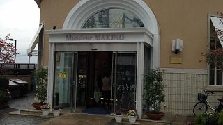 大阪北部で有名なケーキ屋さん。それでいて、お手頃価格！