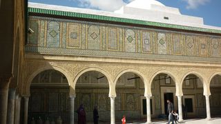 綺麗な装飾が見事な建築