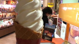 白い恋人ソフトクリームが絶品