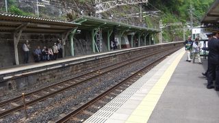 JR定光寺駅は通常は無人駅ですが、この日はイベントで駅員さんがいました