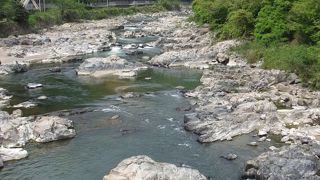 ちょっと良い感じの渓谷です