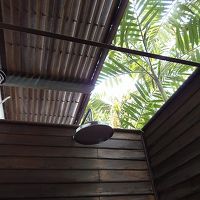 外のシャワーが特徴の客室