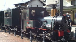 遊園地のSLのよう