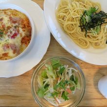 ハーフソーセージとグリル野菜のドリアセット￥1393