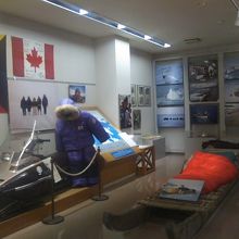 和泉雅子氏の展示ブースの様子