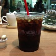 駅ナカのコーヒーショップ