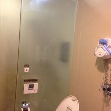 シャワールームも有