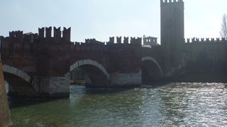 橋がかかっている風景がヨーロッパっぽい！！