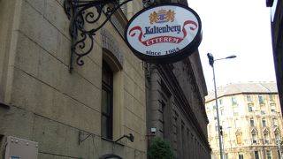 生演奏が聞けます