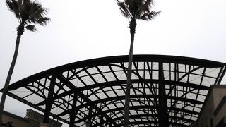 本格的なアウトレット