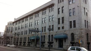 小樽市指定歴史的建造物　第３１号　旧北海道拓殖銀行小樽支店