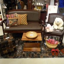 モダンアジアミックスな家具