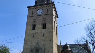 駅からすぐにある大聖堂、パイプオルガンが見事。