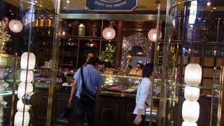 シンガポールを代表する紅茶ブランド、お土産に。