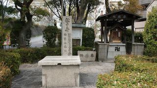 ガラシャ夫人の悲劇を偲ぶ遺跡です