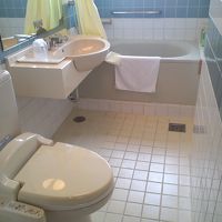 古さを感じますが、ウォシュレットは良いですね。