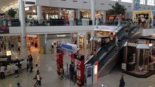 見て買って食べて　何かが見つかるSC