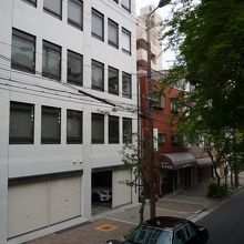 近隣は静かな場所です