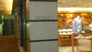 紳士洋品が充実してました。