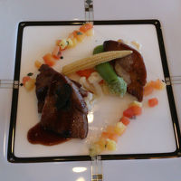 メインの肉料理