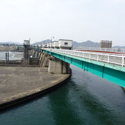 日本ラインから名付けられているライン大橋