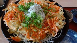 由比パーキングエリアの食堂