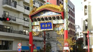 フェニックスが守る元町への通り道