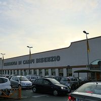 徒歩5分の大型スーパー