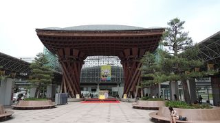 金沢駅のシンボル