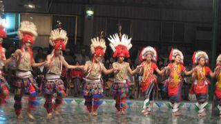 少数民族阿美族の民族舞踊ショー