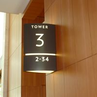 エレベータはとまる階に注意！タワー番号下の階しか止まりません