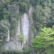 室生寺とともに見物を