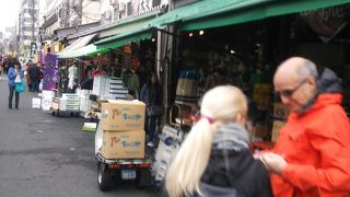 買い物、グルメ楽しめます